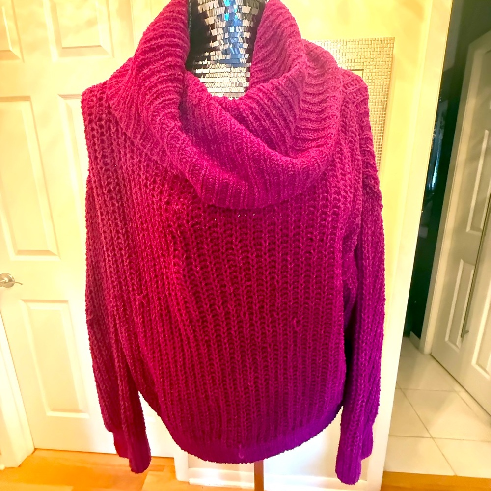 Big neck sweater